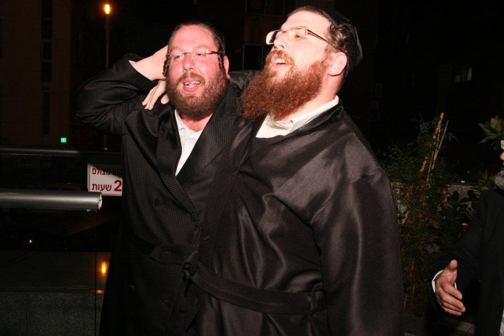 אושפיזין דבקהילה