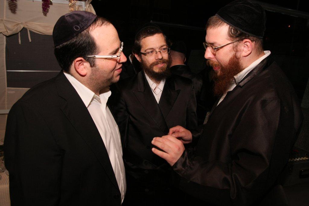 אושפיזין דבקהילה