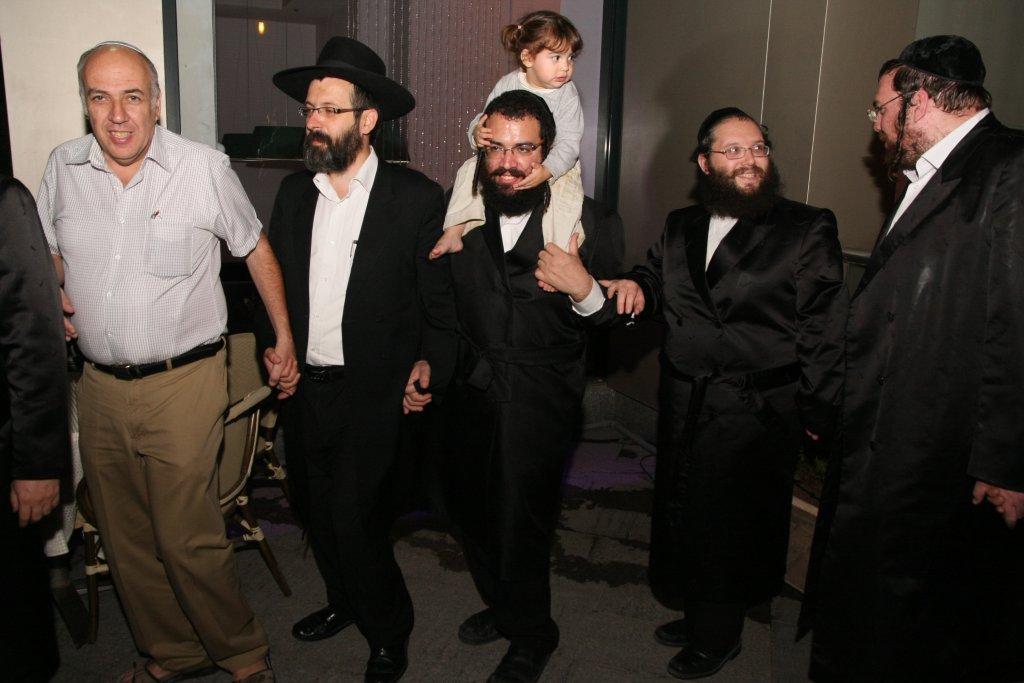 אושפיזין דבקהילה