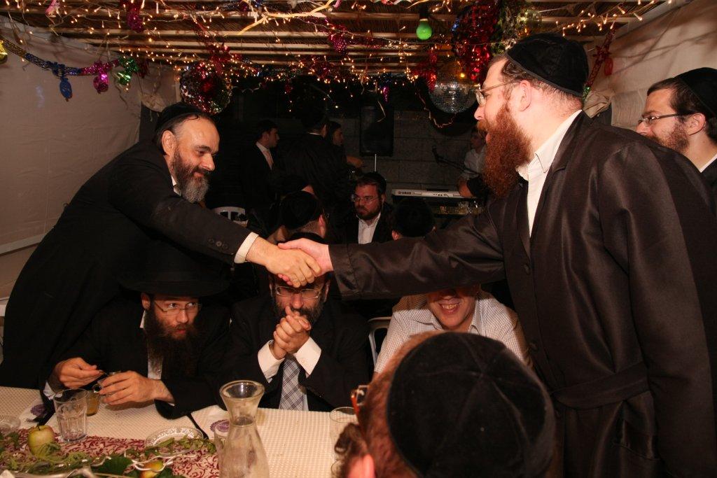 אושפיזין דבקהילה