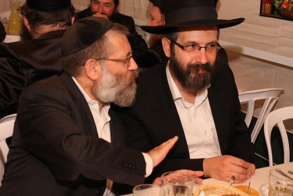 אושפיזין דבקהילה