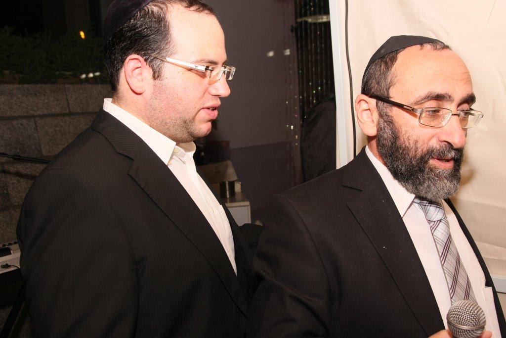 אושפיזין דבקהילה