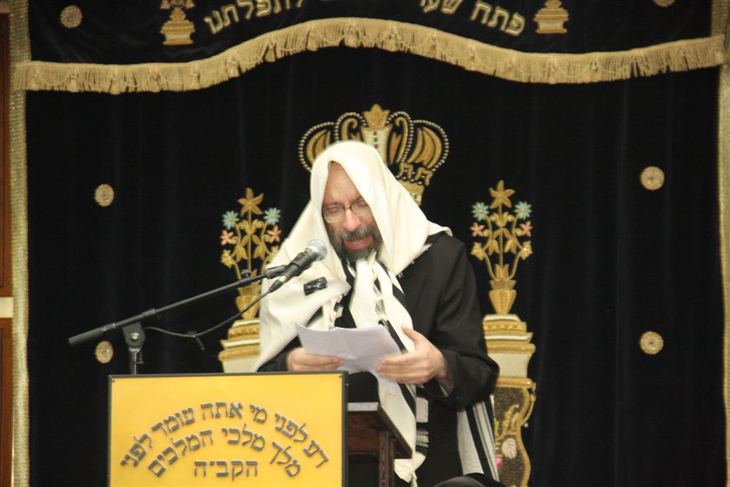 תיעוד: גדולי הדור מספידים את הרבנית קנייבסקי ע"ה