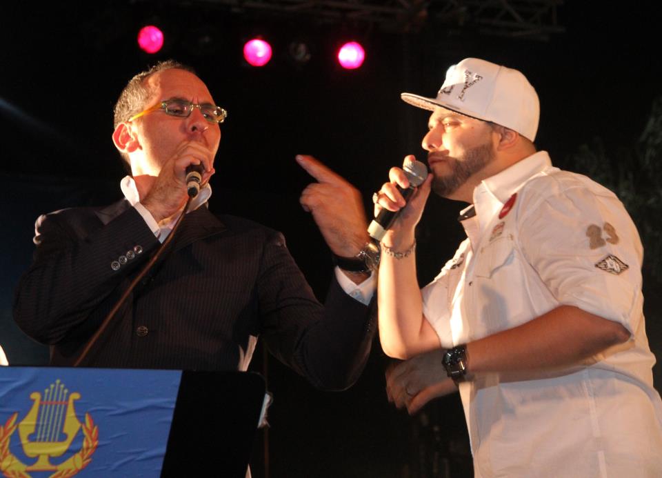 צפו: ישי לפידות וגד אלבז השיקו מופע משותף