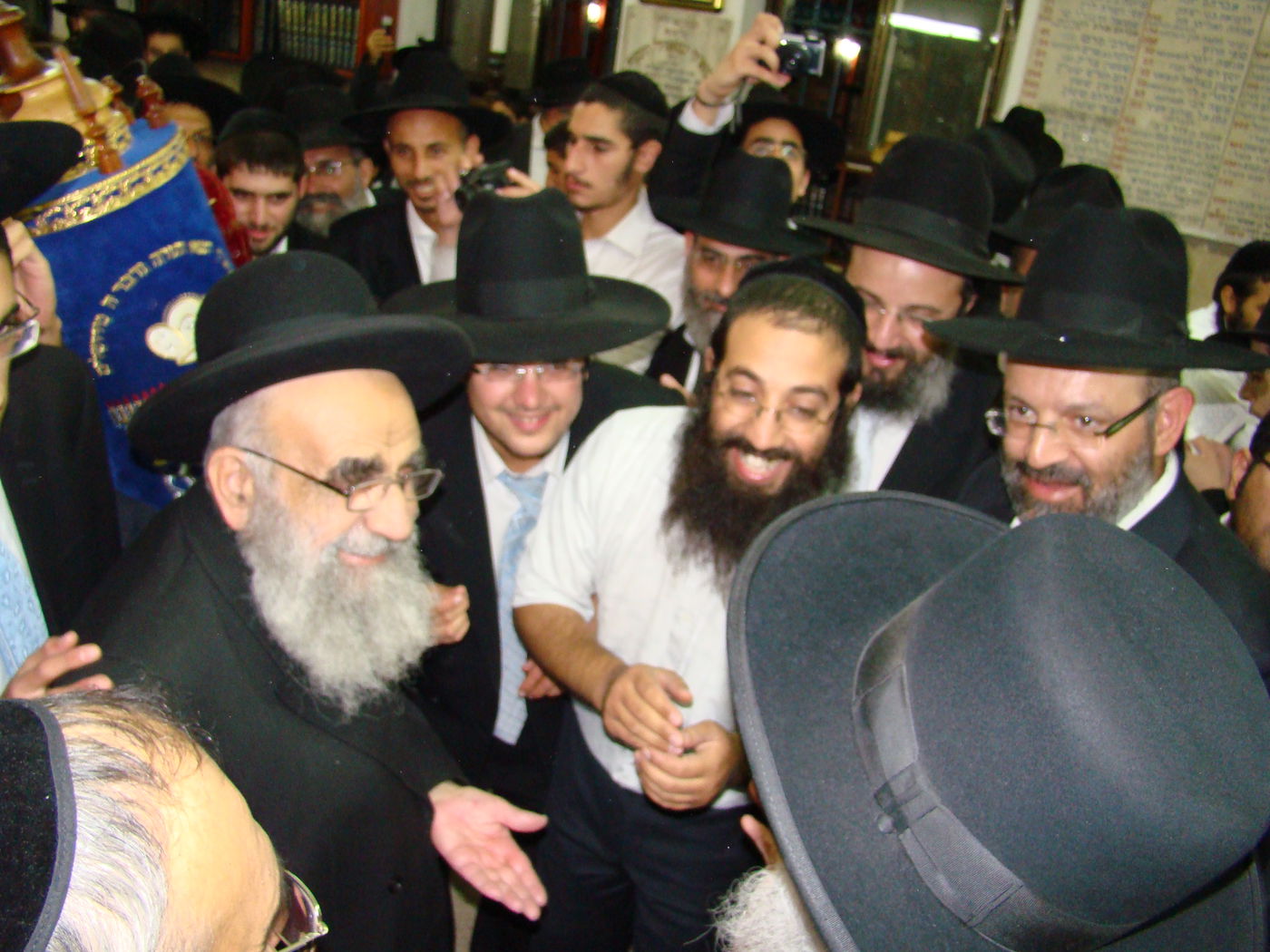 ההקפות של הרב משה צדקה והרב יעקב יוסף