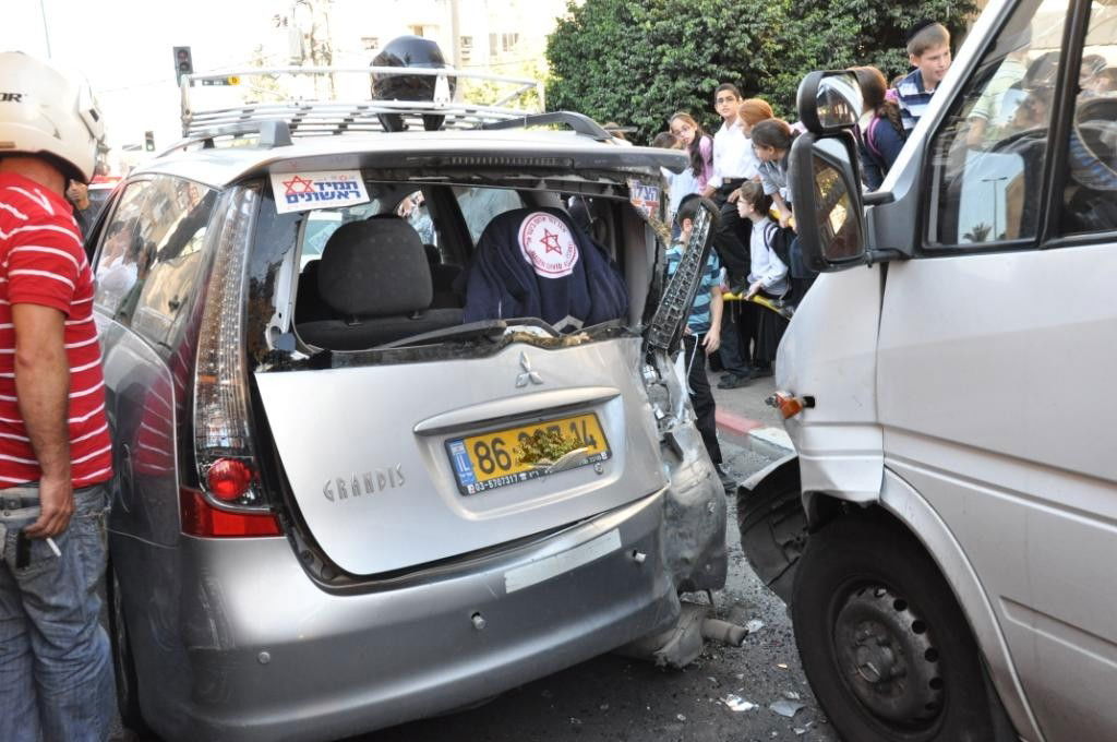 תאונת שרשרת בעיר בני-ברק; 7 נפגעים