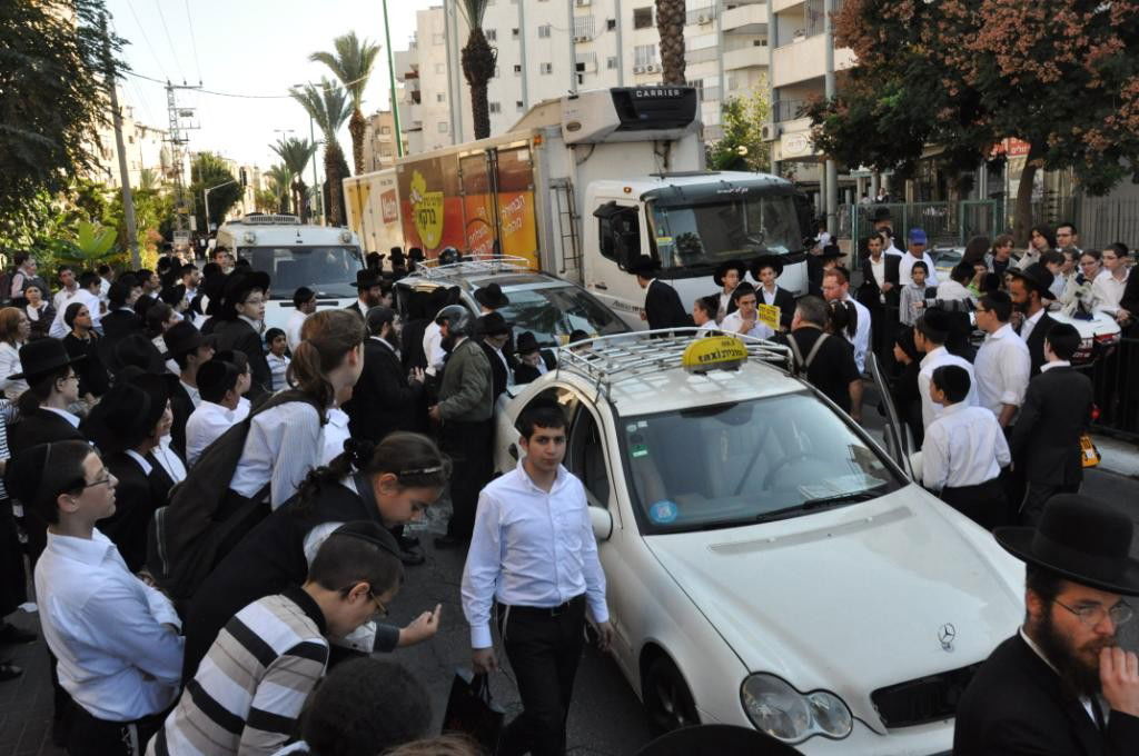 תאונת שרשרת בעיר בני-ברק; 7 נפגעים