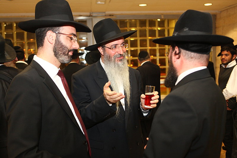 בחתונת בתו של הרב משה יוסף: דרעי וישי, אולמרט ובן-דוד