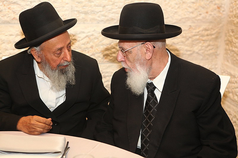 בחתונת בתו של הרב משה יוסף: דרעי וישי, אולמרט ובן-דוד