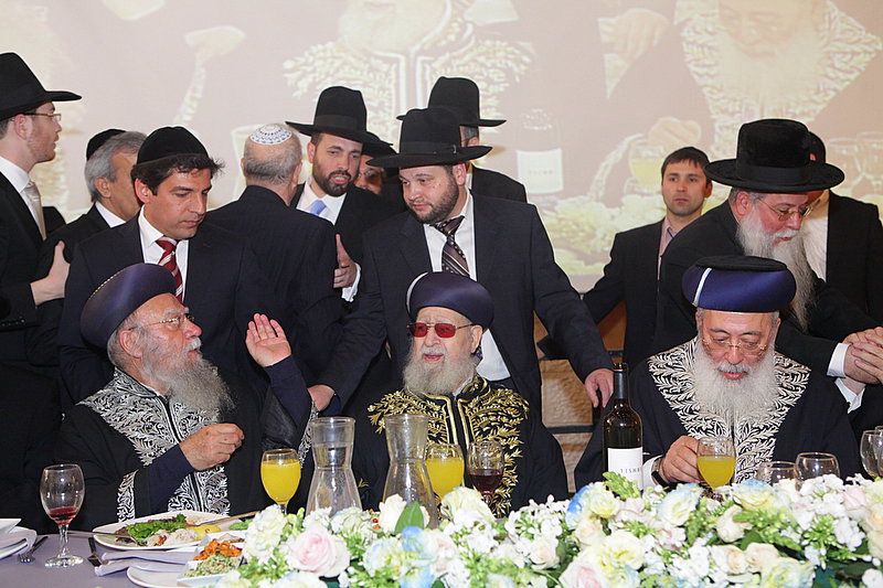 בחתונת בתו של הרב משה יוסף: דרעי וישי, אולמרט ובן-דוד