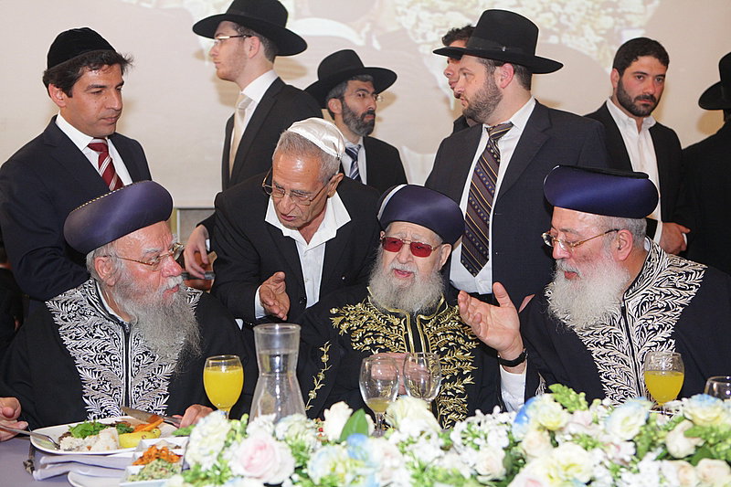 בחתונת בתו של הרב משה יוסף: דרעי וישי, אולמרט ובן-דוד
