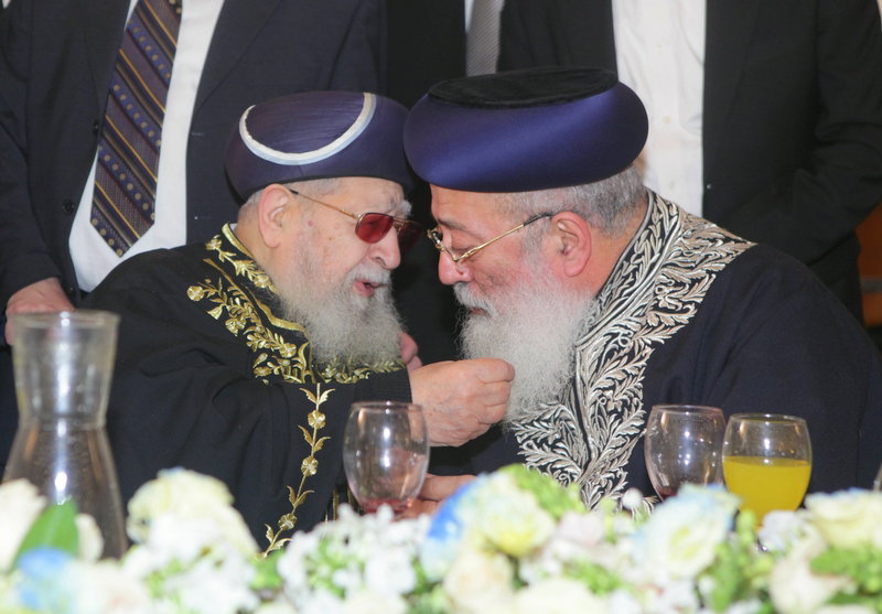 בחתונת בתו של הרב משה יוסף: דרעי וישי, אולמרט ובן-דוד