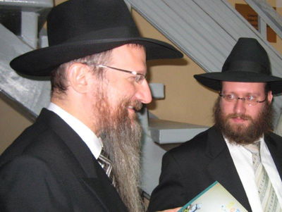 רבה של רוסיה מחזק את הקהילות