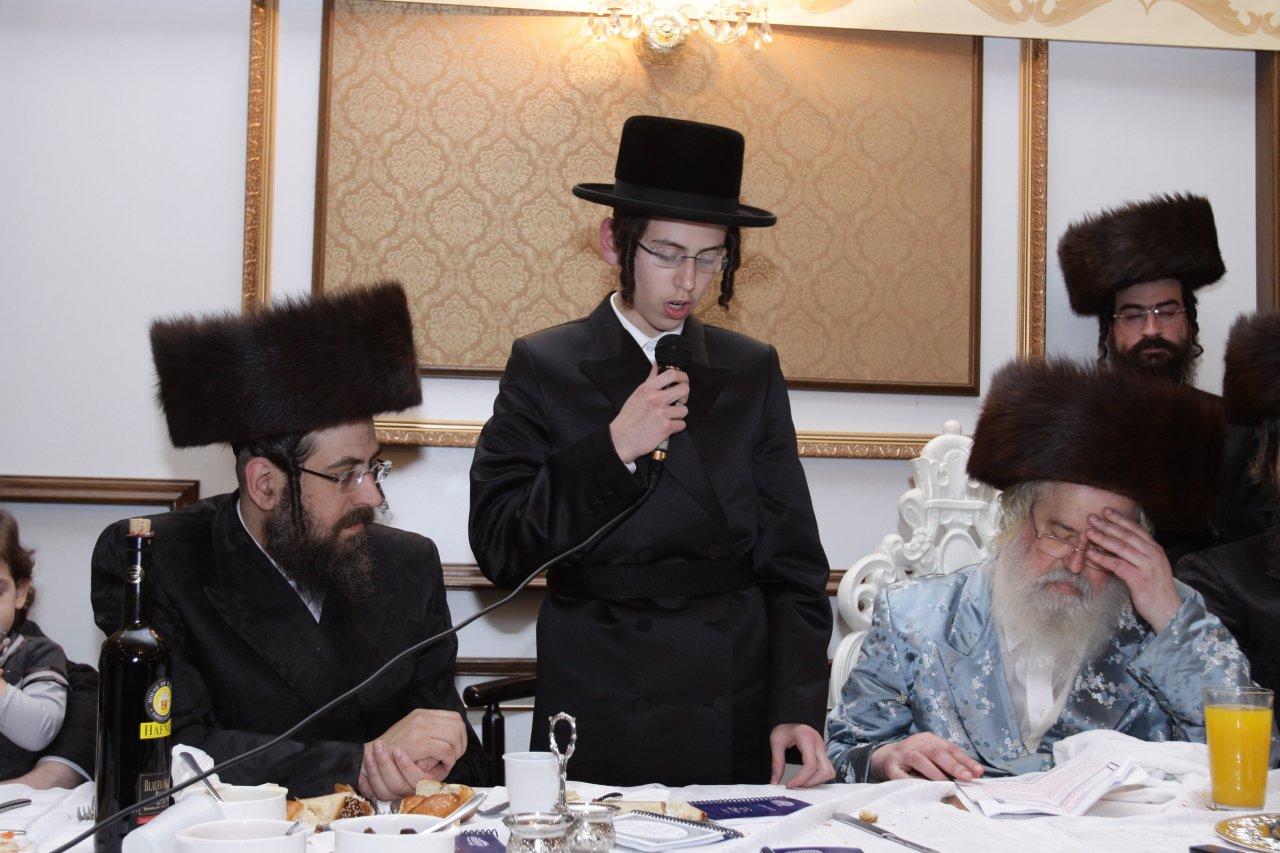 מסע היסטורי: האדמו"ר ממונקאטש שבת בעיירה