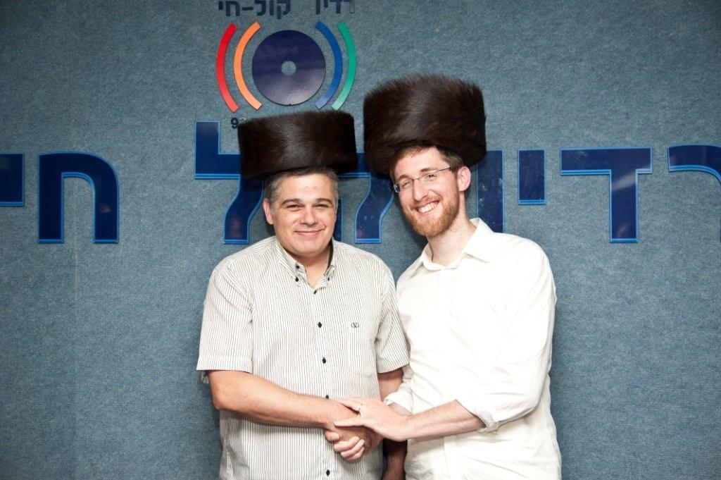 צפו בוידאו: יצחק מאיר השיק אלבום, ידידיה עשה כבוד