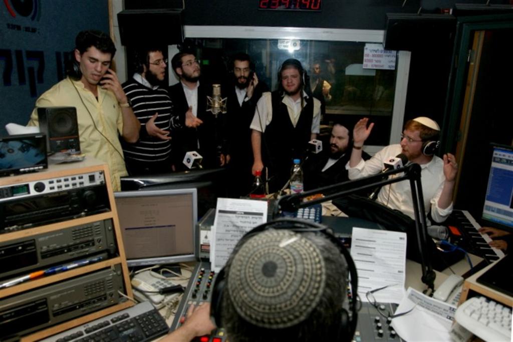 צפו בוידאו: יצחק מאיר השיק אלבום, ידידיה עשה כבוד