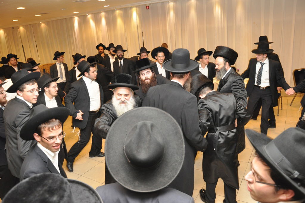 צפו בגלריה: כולם חגגו עם הרב מרדכי בלוי