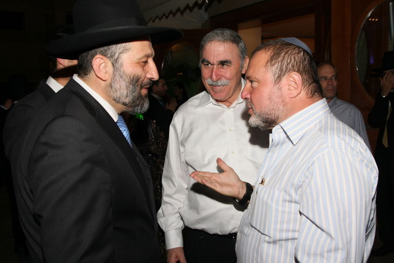 גלריה: חתונת בנו של הזמר דדי גראוכר