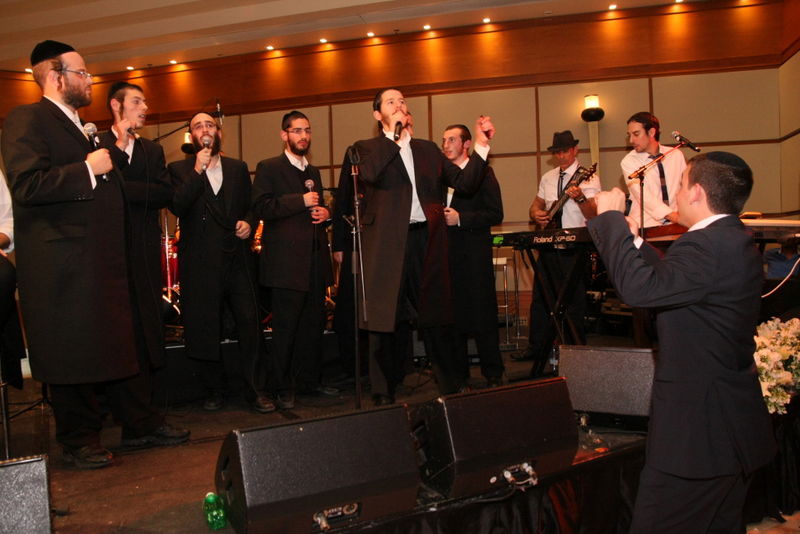 גלריה: חתונת בנו של הזמר דדי גראוכר