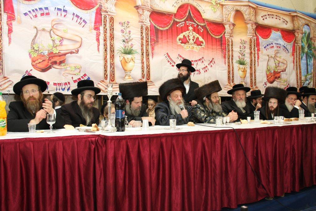 שמחת פדיון הבן לנין האדמו"ר מנדבורנא