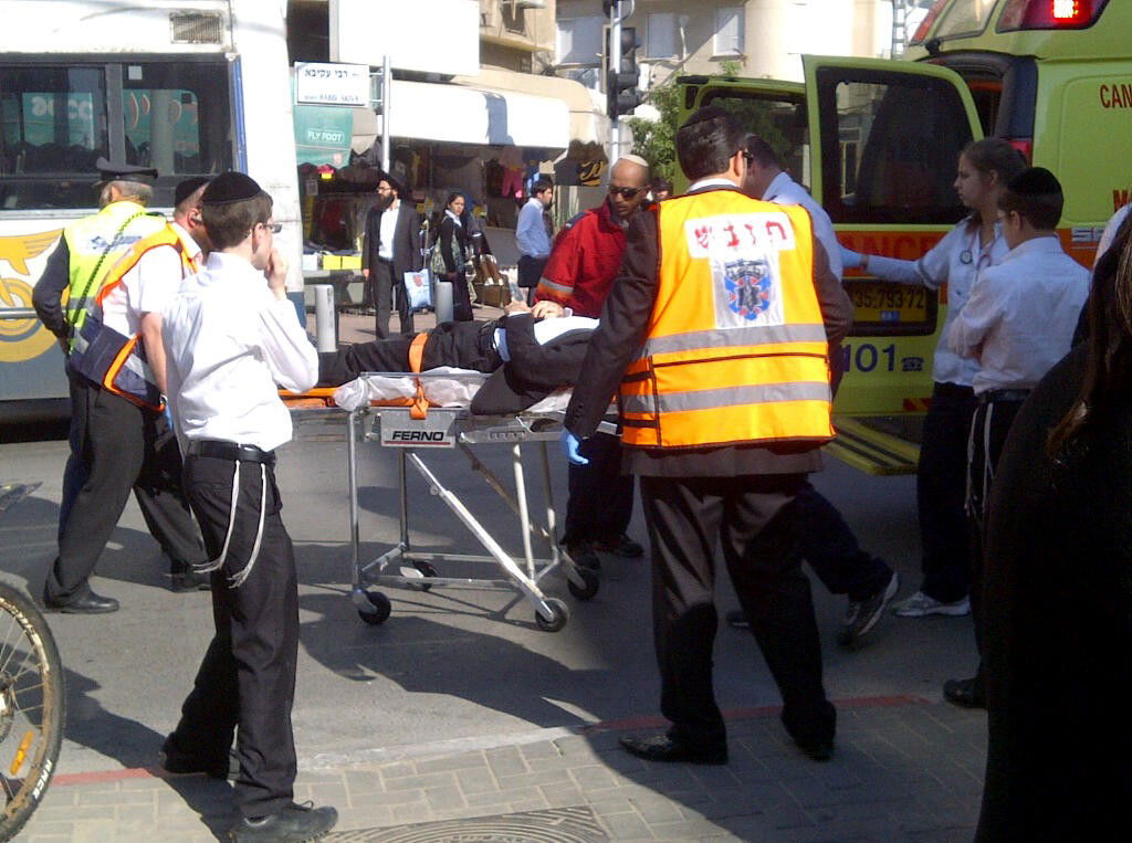 תאונה בבני-ברק: הולך רגל נפצע בינוני
