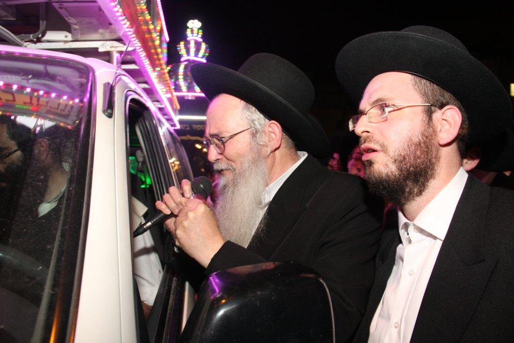 חצי שנה להסתלקות הגרמי"ל: הוכנס אמש ספר-תורה היסטורי