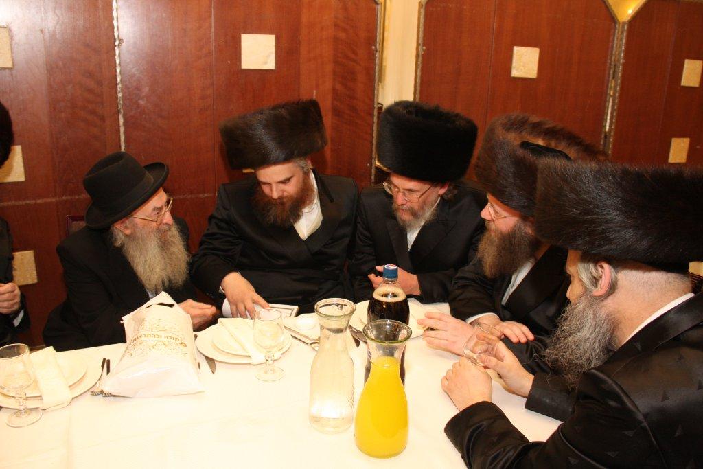 צפו בגלריה: חתונת נכד האדמו"ר מסערט ויז'ניץ זצ"ל