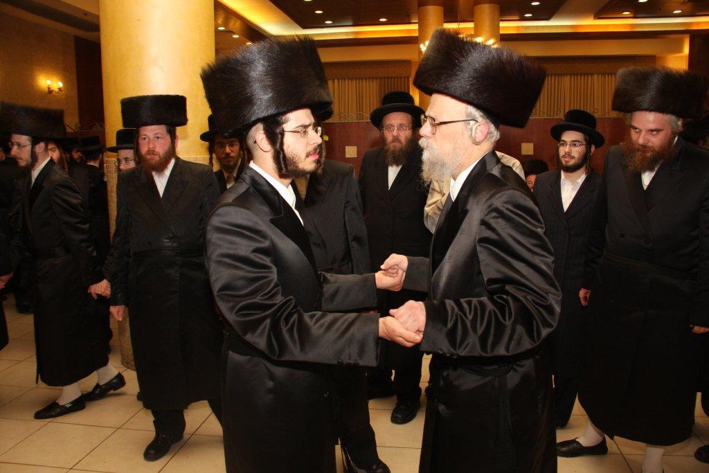 צפו בגלריה: חתונת נכד האדמו"ר מסערט ויז'ניץ זצ"ל