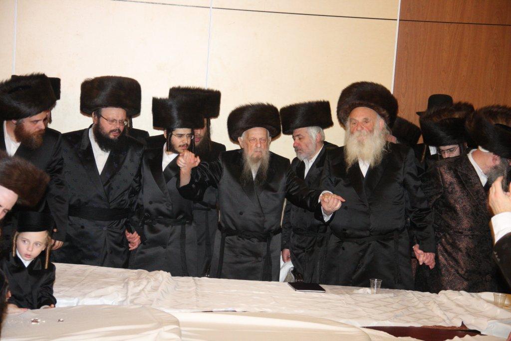 צפו בגלריה: חתונת נכד האדמו"ר מסערט ויז'ניץ זצ"ל