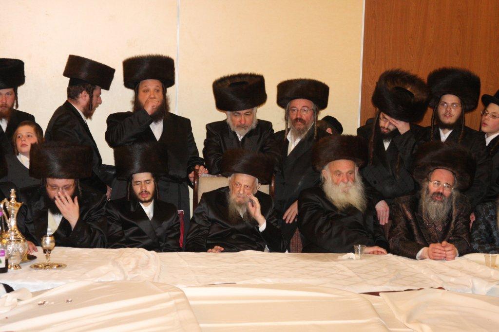 צפו בגלריה: חתונת נכד האדמו"ר מסערט ויז'ניץ זצ"ל