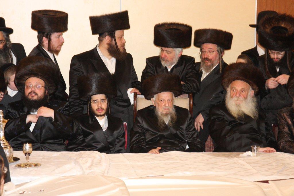 צפו בגלריה: חתונת נכד האדמו"ר מסערט ויז'ניץ זצ"ל