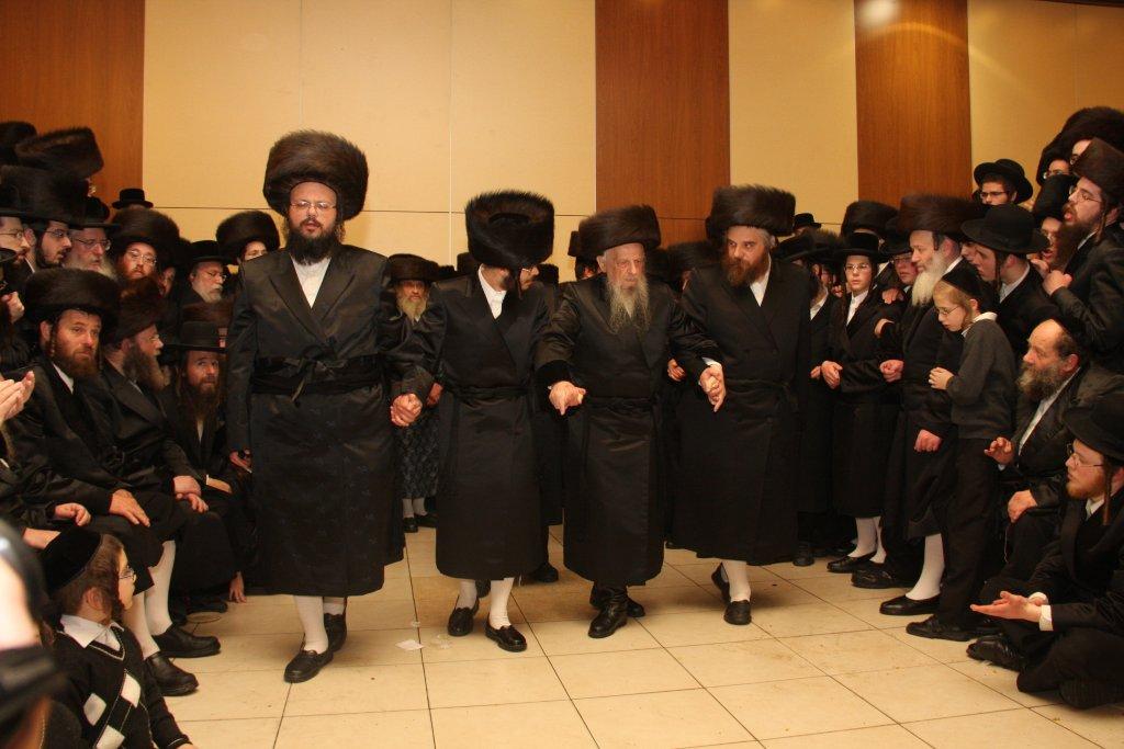 צפו בגלריה: חתונת נכד האדמו"ר מסערט ויז'ניץ זצ"ל