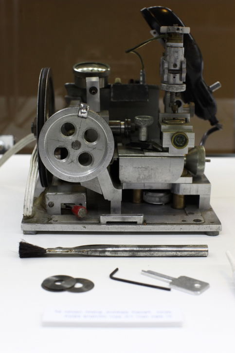 50 שנה לחטיפת אייכמן: חפציו של השטן נחשפו בכנסת ● צפו