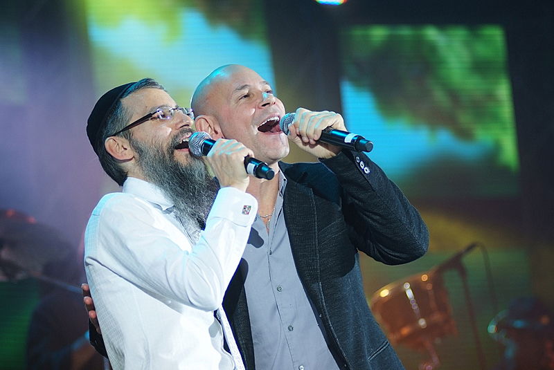 צפו בגלריה: אברהם פריד מארח את רמי קלינשטיין