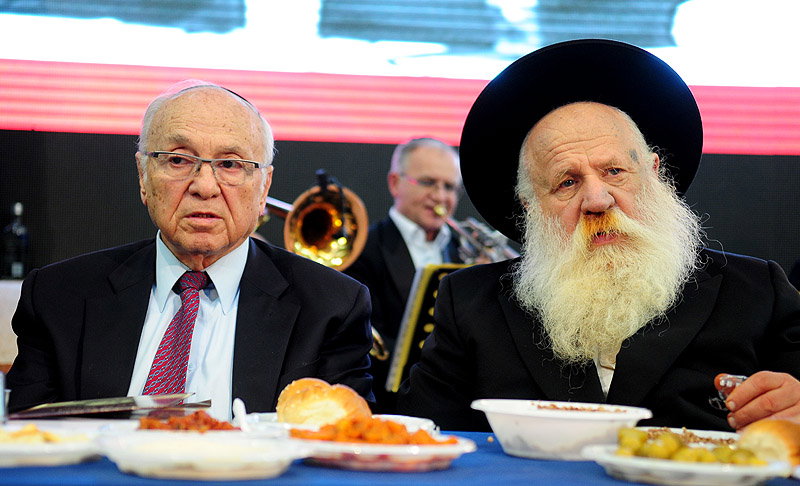 'ראש-השנה לחסידות': אלפים חגגו בהתוועדות בכפר-חב"ד