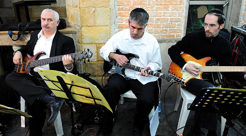 'ראש-השנה לחסידות': אלפים חגגו בהתוועדות בכפר-חב"ד