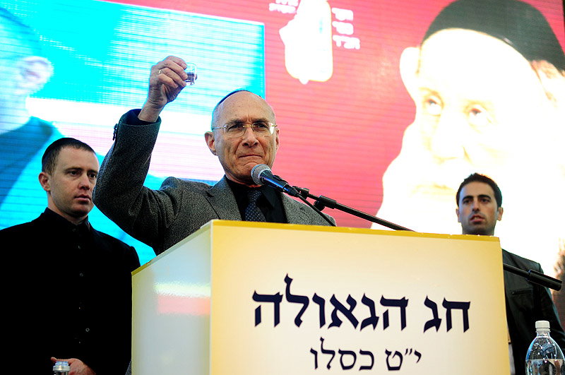 'ראש-השנה לחסידות': אלפים חגגו בהתוועדות בכפר-חב"ד