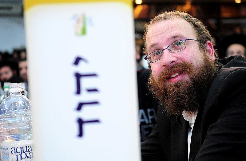 'ראש-השנה לחסידות': אלפים חגגו בהתוועדות בכפר-חב"ד