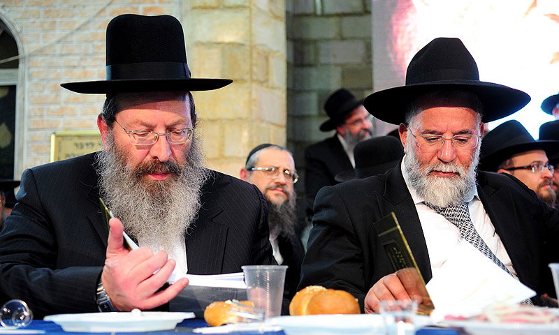 'ראש-השנה לחסידות': אלפים חגגו בהתוועדות בכפר-חב"ד