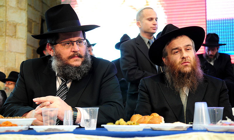 'ראש-השנה לחסידות': אלפים חגגו בהתוועדות בכפר-חב"ד