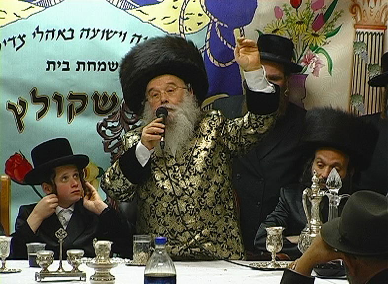 צפו בתמונות: שמחת בית מישקולץ