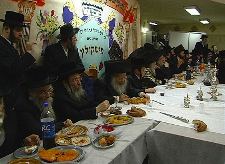 צפו בתמונות: שמחת בית מישקולץ