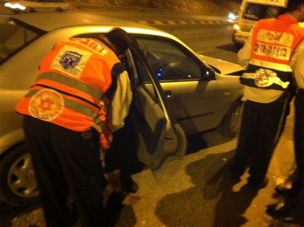 בצאת השבת: תאונה ביציאה מאלעד