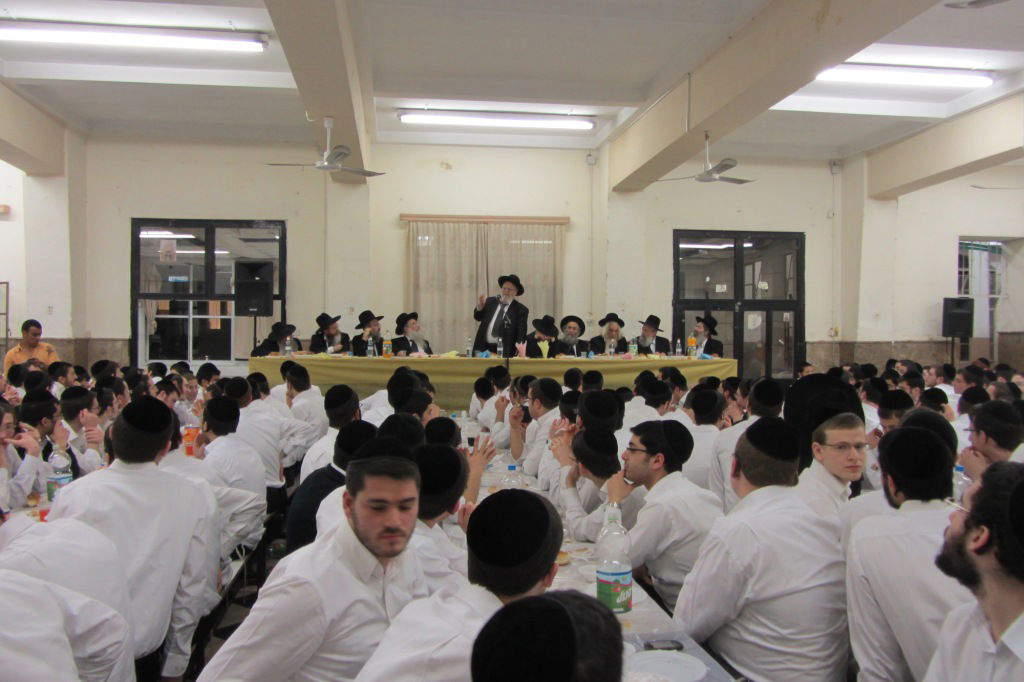 חנוכה, נוסח פוניבז'