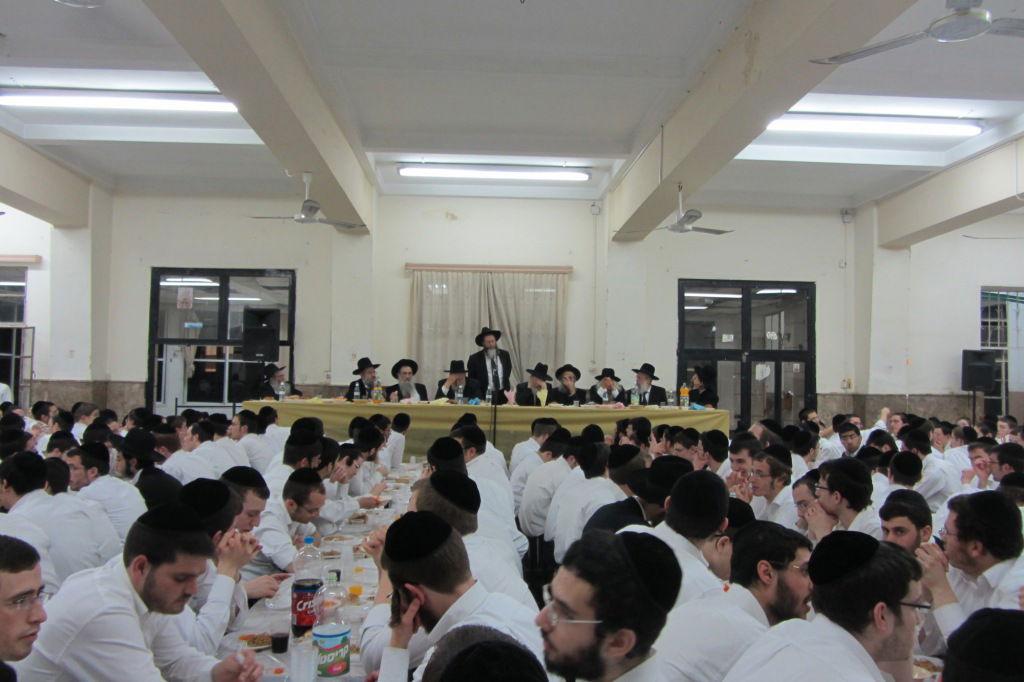 חנוכה, נוסח פוניבז'