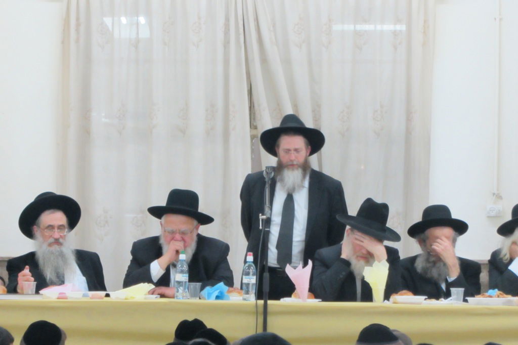 חנוכה, נוסח פוניבז'