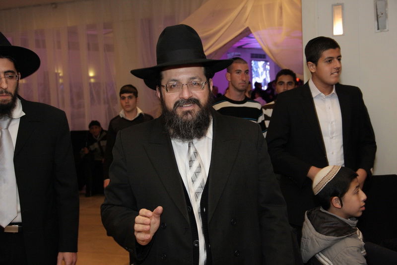 אבא יש רק אחד