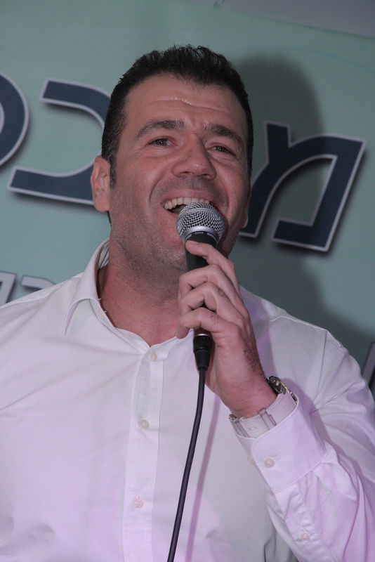 אבא יש רק אחד