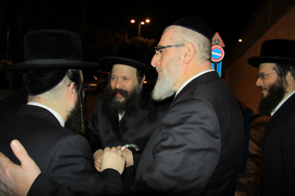 האדמו"ר מבאבוב נחת בישראל; צפו בתיעוד מצולם