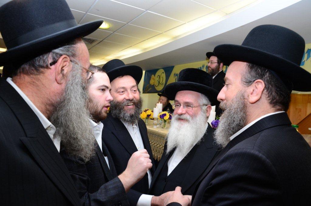 מסיבה חנוכה שאיחדה בין הורים לילדיהם